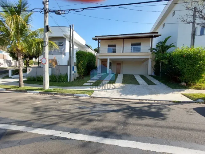 Excelente Casa em Condominio Fechado com 3 Suites!