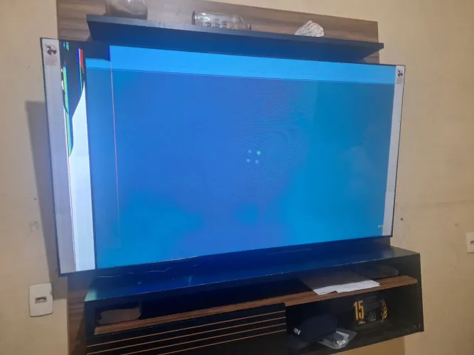 Tv Samsung 70 polegadas com defeito 