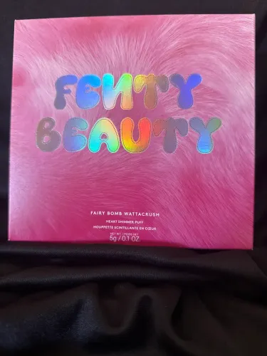Fenty Beauty Fairy Bombp Wattacrush Limitada Iluminador Corporal