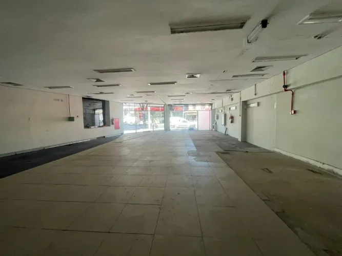 Loja Comercial para Aluguel no Horto (BH) ? 350 m²