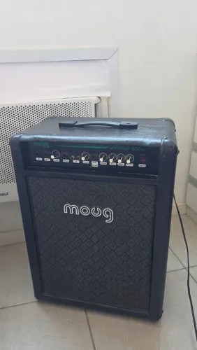 Caixa amplificada Moug Acord 380 S Ótimo estado
