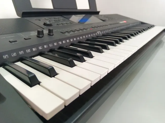 Teclado Yamaha PSR-453