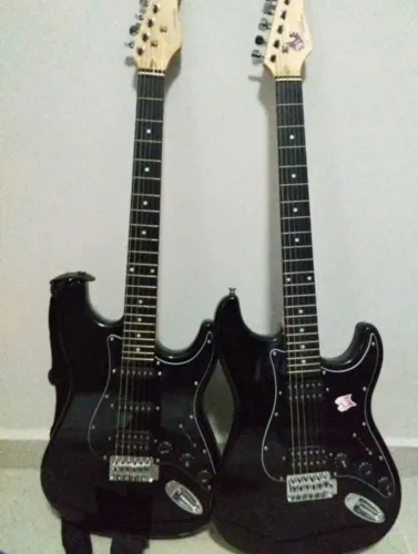 Guitarra Stratocaster