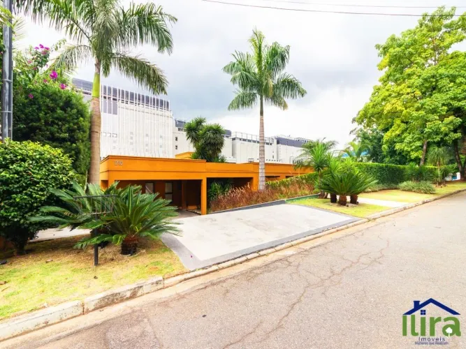 Casa Mobiliada e Decorada Para Venda Com 3 Suites, Espaco Gourmet, Piscina e 4 Vagas No Ta