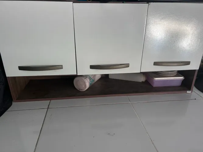Armário multiuso parede