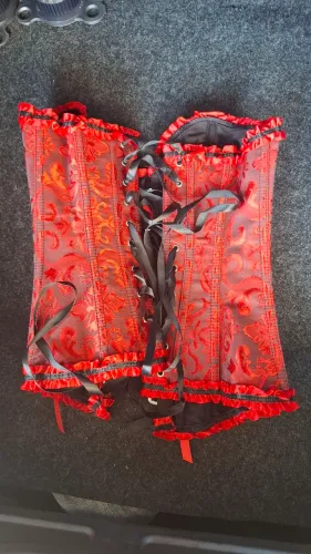 Espartilho Vermelho