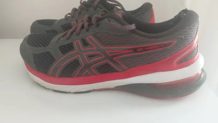 Tênis Acics Gel Nagoya 4