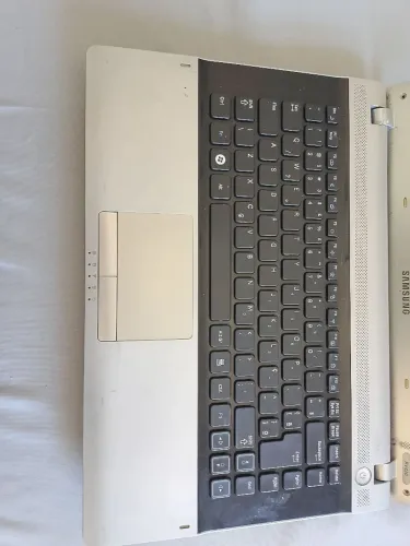 Placa mãe e carcaça Samsung Rv415. Acompanha tela, placa mãe funcio...