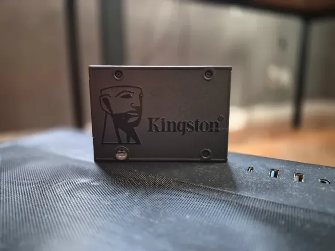 Disco Sólido Interno Kingston Sa400s37/480g 480gb Preto