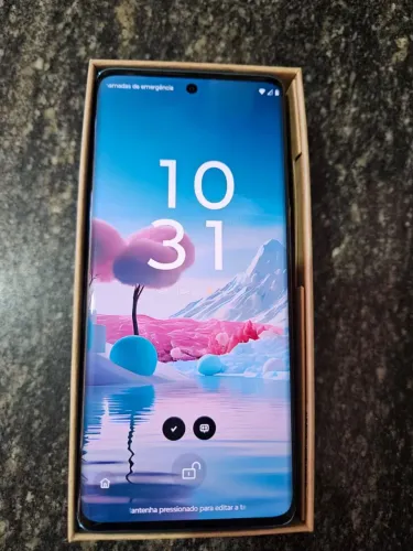 Edge 40 neo
