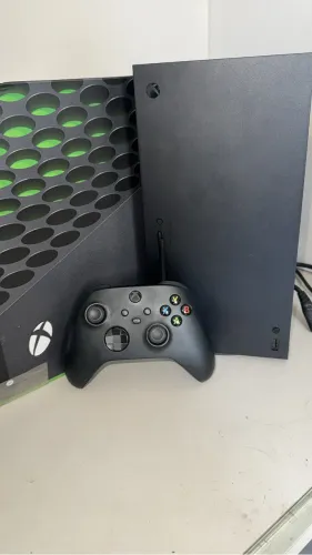 Xbox series x 1tb + controle e vem com diablo IV