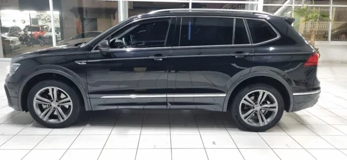 Volkswagen Tiguan Allspac R-line 350 TSI 2.0 4X4 2021