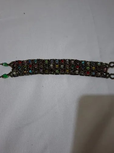 Pulseira feminina com cristais swarovski