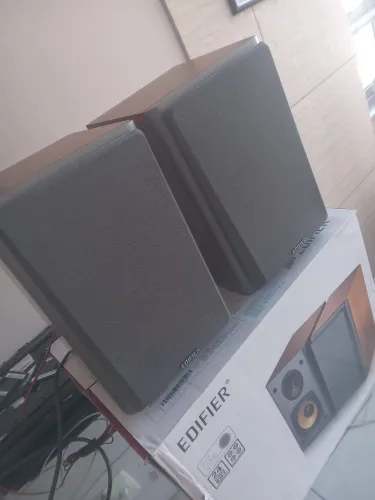 MONITOR DE ÁUDIO EDIFIER R1000T4