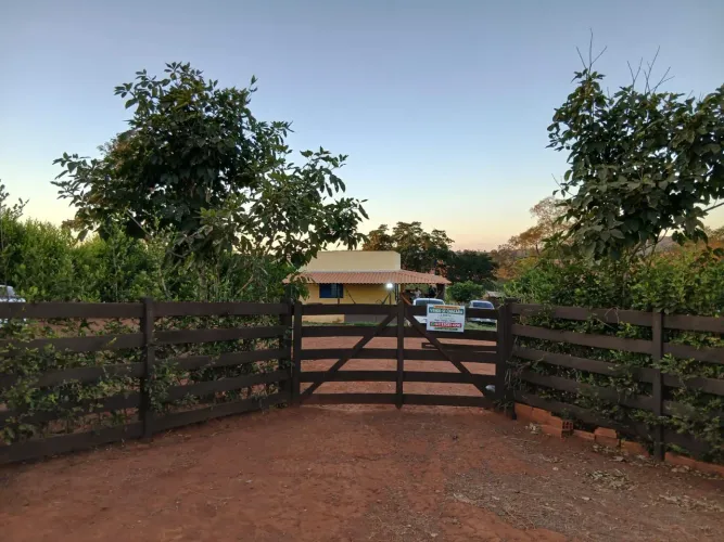 Chácara 2.000m² com Casa, Poço e Pomar - Ideal para Lazer e Moradia*
