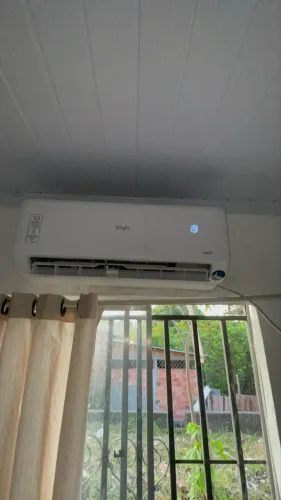 Limpeza recarga de gás manutenção instalação ar condicionado