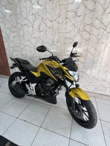 Cb300 ano 2023