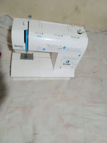 Máquina de costura