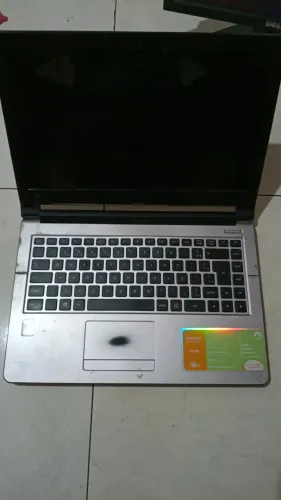 Notebook Positivo XS7205 para peças sem HD,sem Ram ,sem carregador
