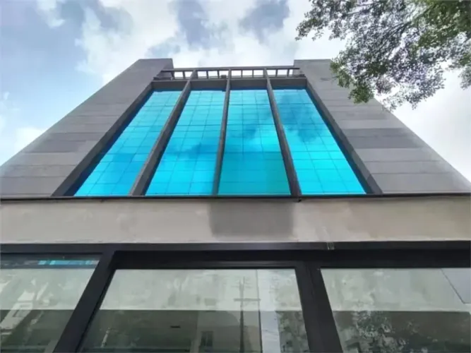 Prédio comercial na Avenida Santa Marina, 1478 4775 m²