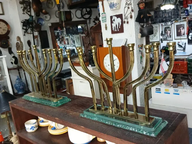 Par de Candelabros ou Chanukia de 9 braços