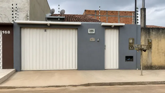 Casa a venda em Eunápolis, no bairro alto da boa vista