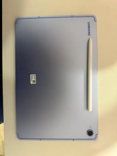 Tablet Samsung s10 fe 128gb, na cor azul metálico