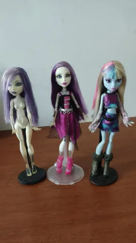 Lote Spectra Abbey Monster High
