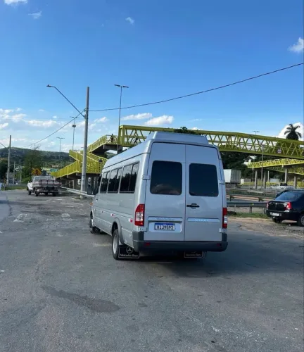 Mercedes-Benz Sprinter 413 Van Luxo 2.2 16 E 20L Dies 2009
