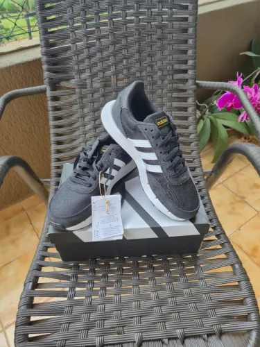 Adidas Preto/Cinza (Casual/Esportivo)