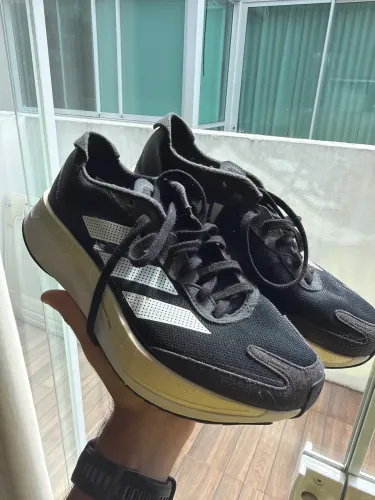 Adidas adizero Boston 11