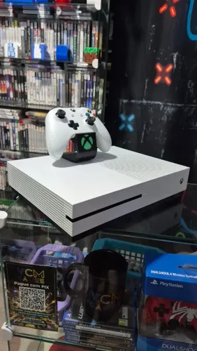 Xbox One S, 1tb, Garantia, Aceito usado de entrada, Aceitamos Cartão ate 18x