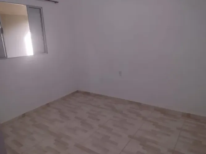 Casa Jardim Ana Cristina 2 comodos