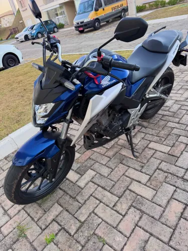 CB 300 ABS