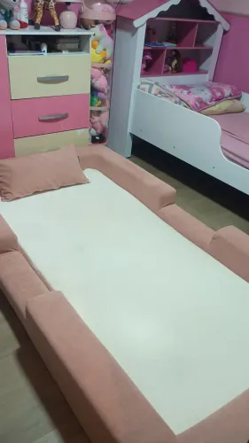 Cama Montessoriana Keiko - Rosa