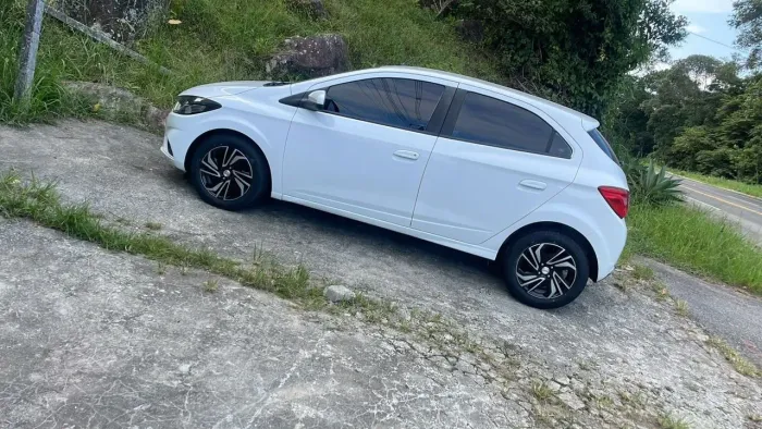 Chevrolet Onix Hatch LTZ 1.4 8V Flex Aut. 4P 2018