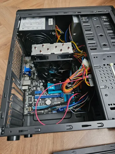 Pc AMD fx 8300 , 16 gigas ram Ddr3 e SSD 250