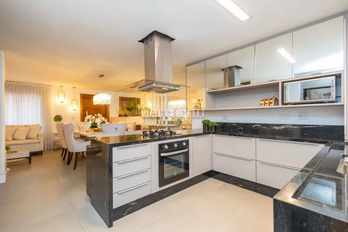 Sobrado Residencial / Atuba
