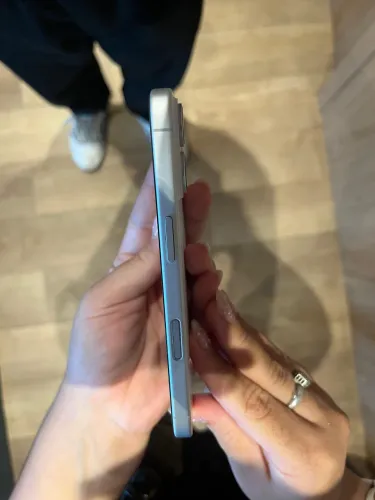 iPhone 16 128GB Branco