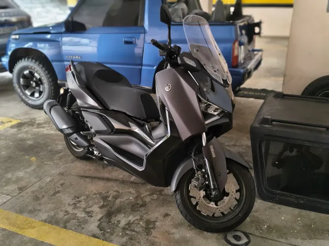 Yamaha Xmax 300