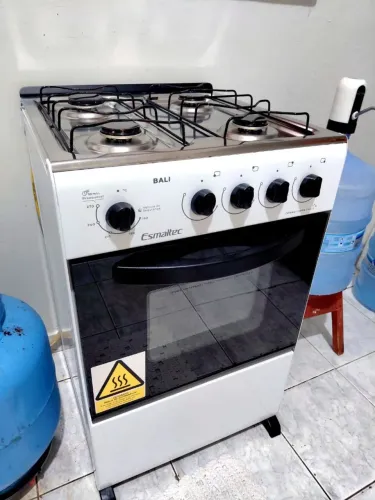 Vendo fogão 4 bocas
