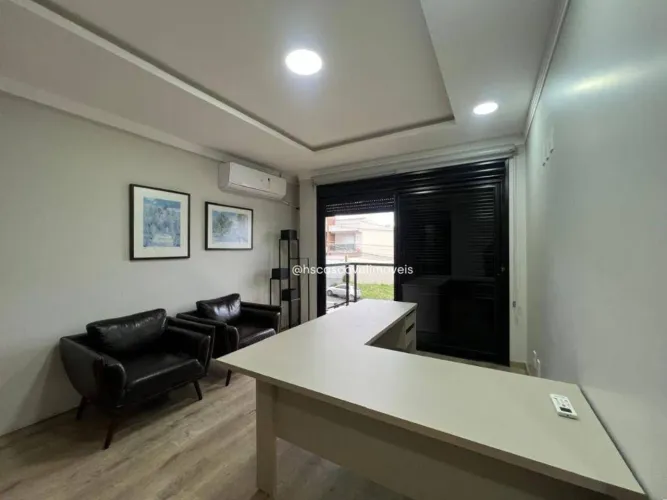 Sala para alugar, 118 m² por R$ 5.000/mês - Country - Cascavel/PR