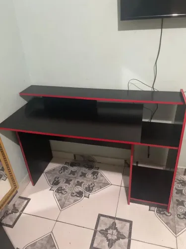 Vendo escrivaninha
