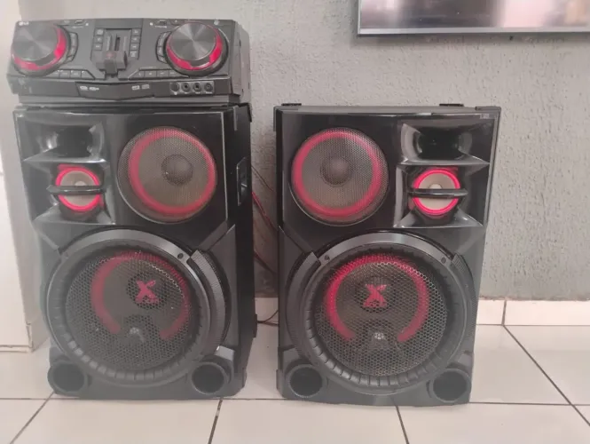 Mini Hi-Fi - System LG de 2700W RMS; Modelo: CJ98