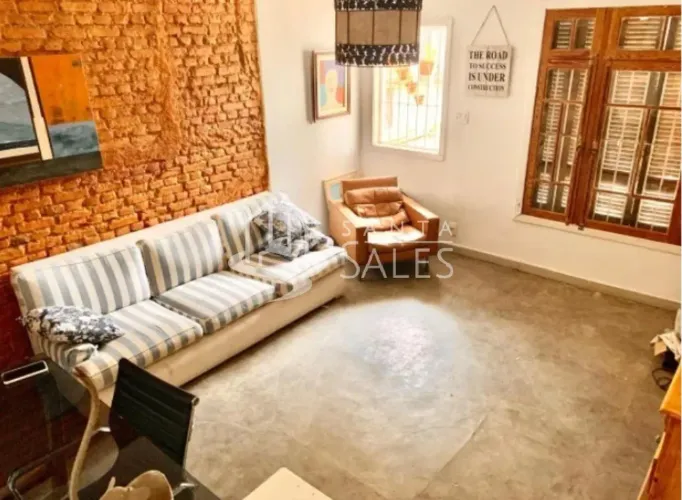 Casa para locação em Campo Belo-SP: 2 quartos, 3 banheiros, 2 vagas de garagem, 120,00 m² 