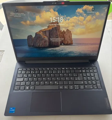Notebook Medion novo - i5 13ª geração - 16GB RAM