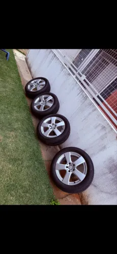 Roda Mercedes c200 5 furos 5x100