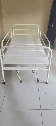 Vende-se cama hospitalar