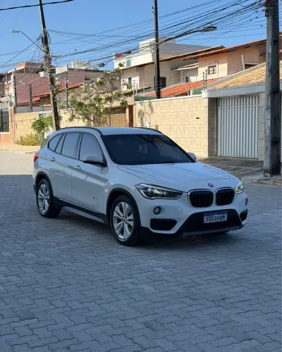 BMW X1 Sdrive 20I X-line 2.0 TB Active Flex 2017
