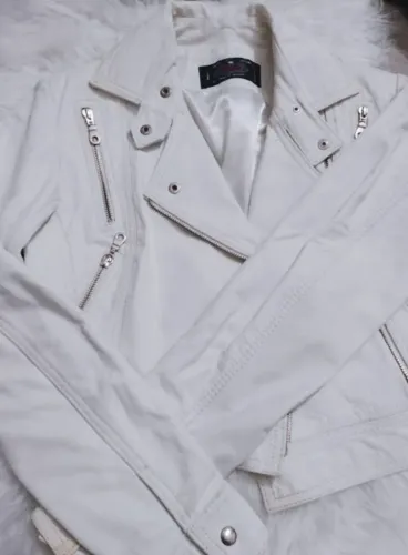 Jaqueta couro legítimo / marca JAVALI